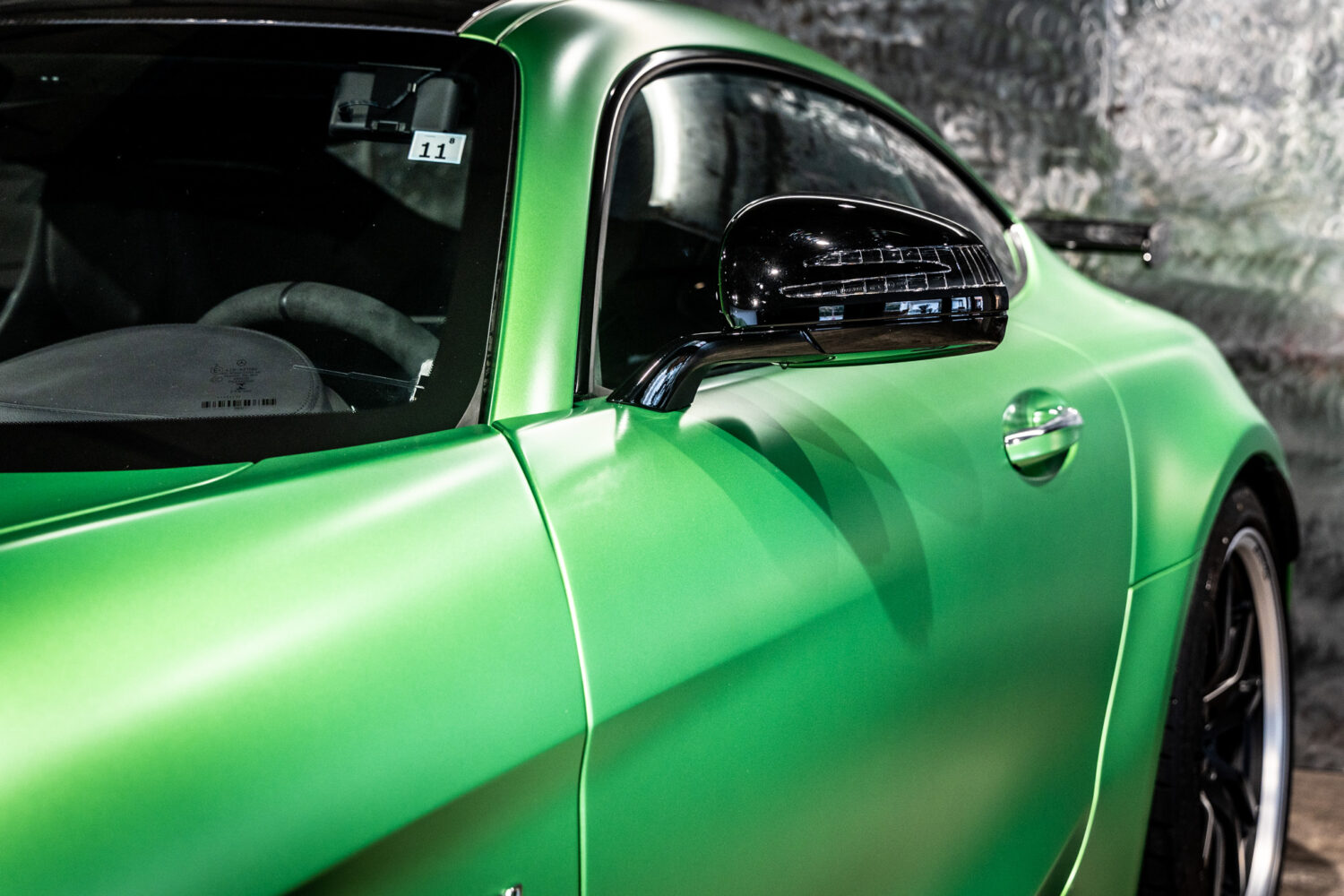 メルセデスAMG GT R