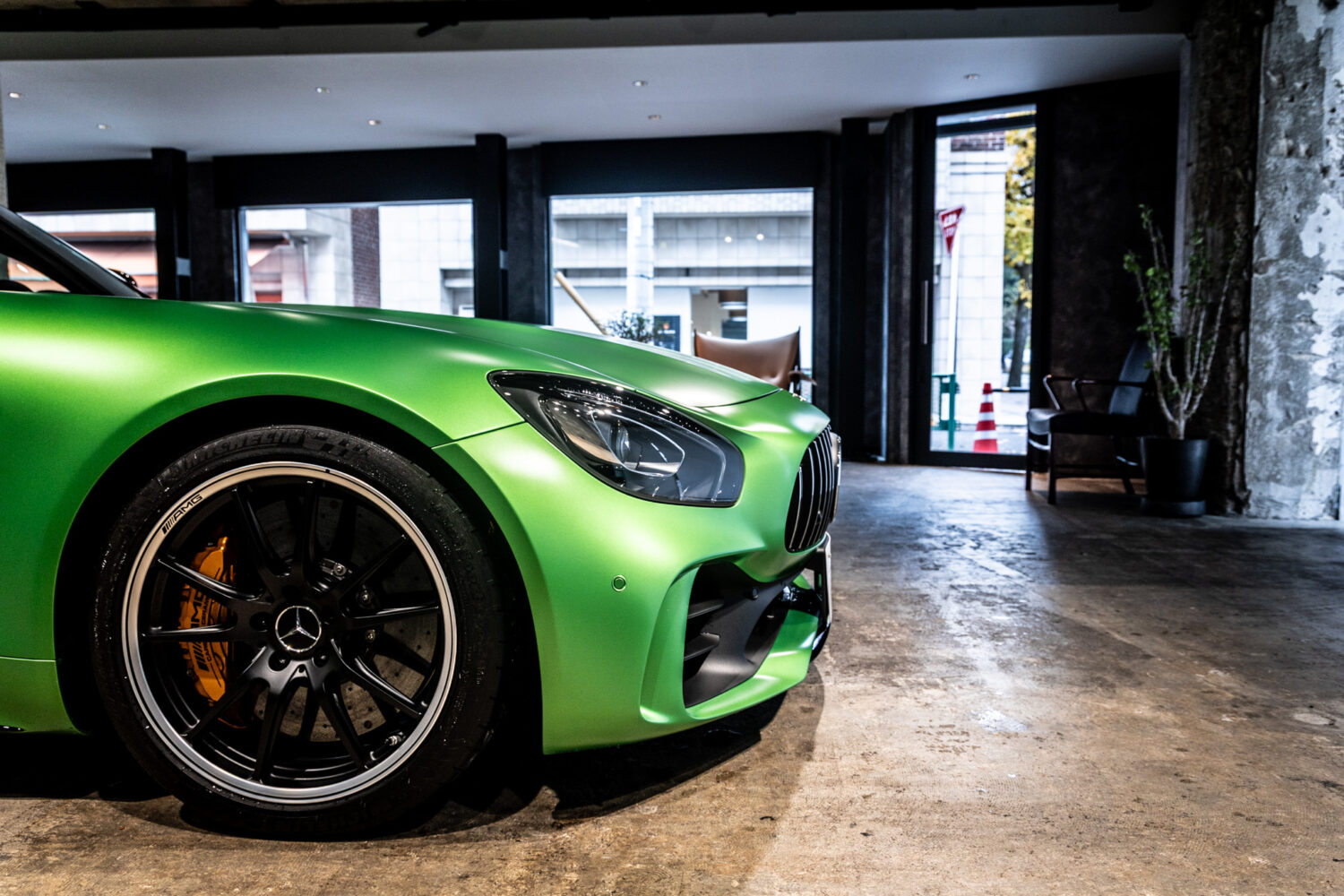 メルセデスAMG GT R