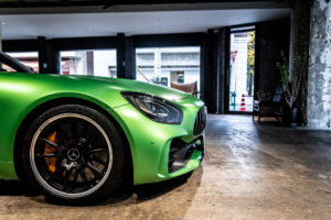 メルセデスAMG GT R