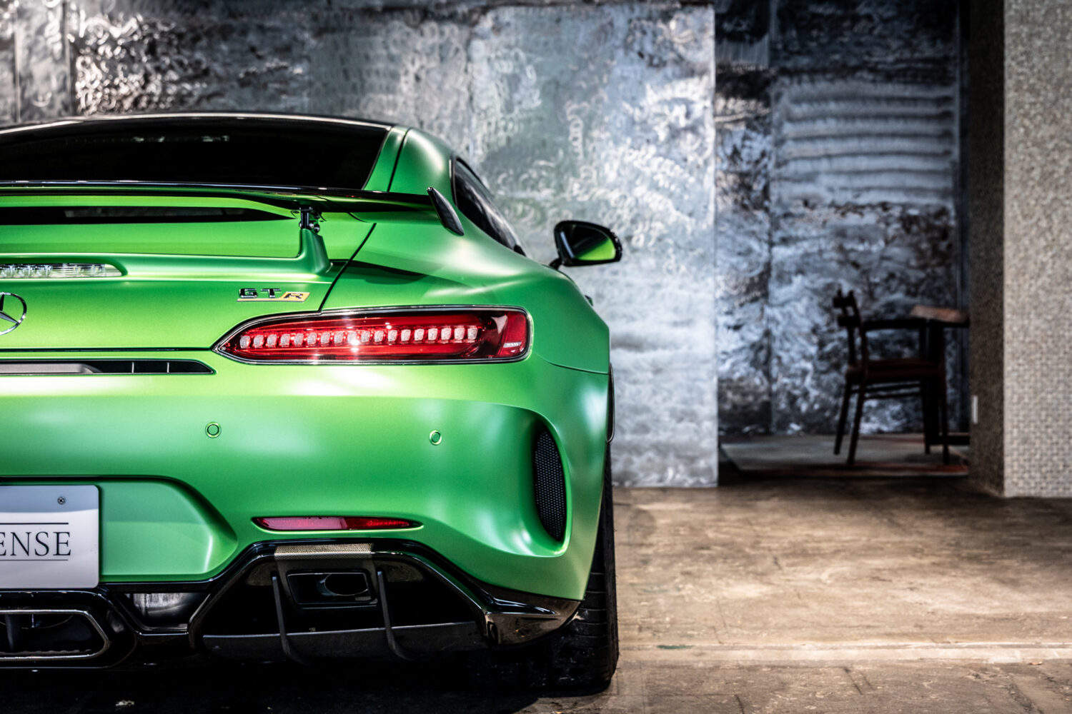 メルセデスAMG GT R