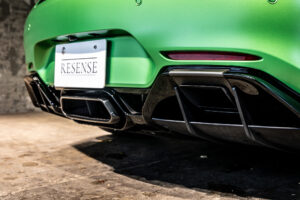 メルセデスAMG GT R