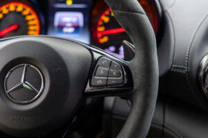 メルセデスAMG GT R