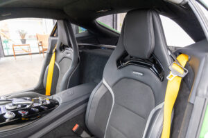 メルセデスAMG GT R