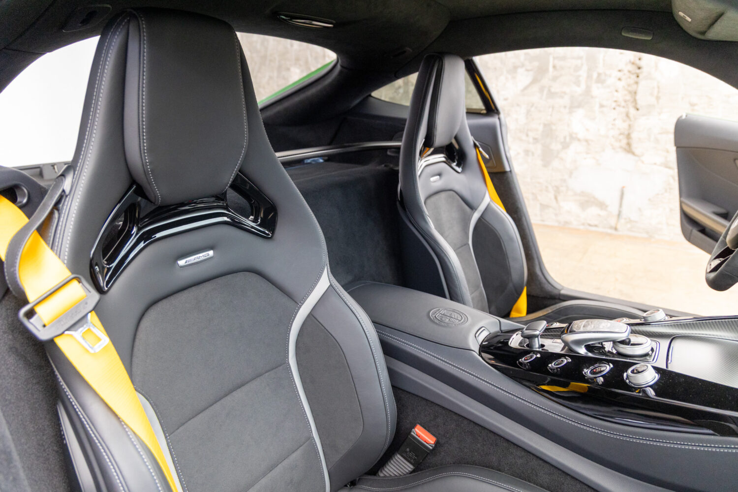 メルセデスAMG GT R