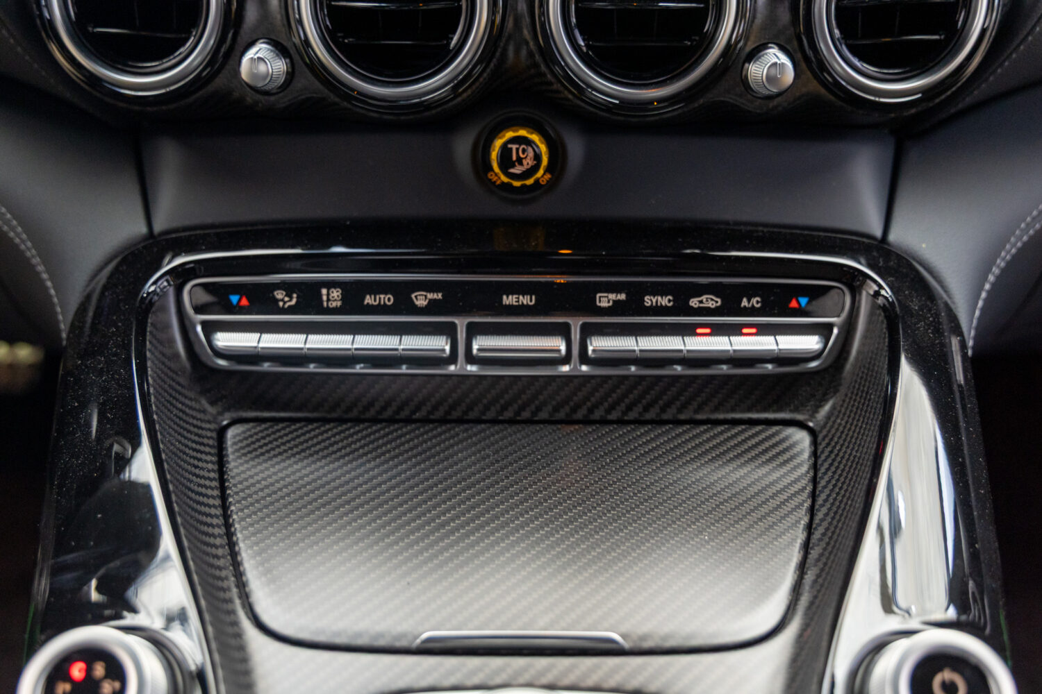 メルセデスAMG GT R