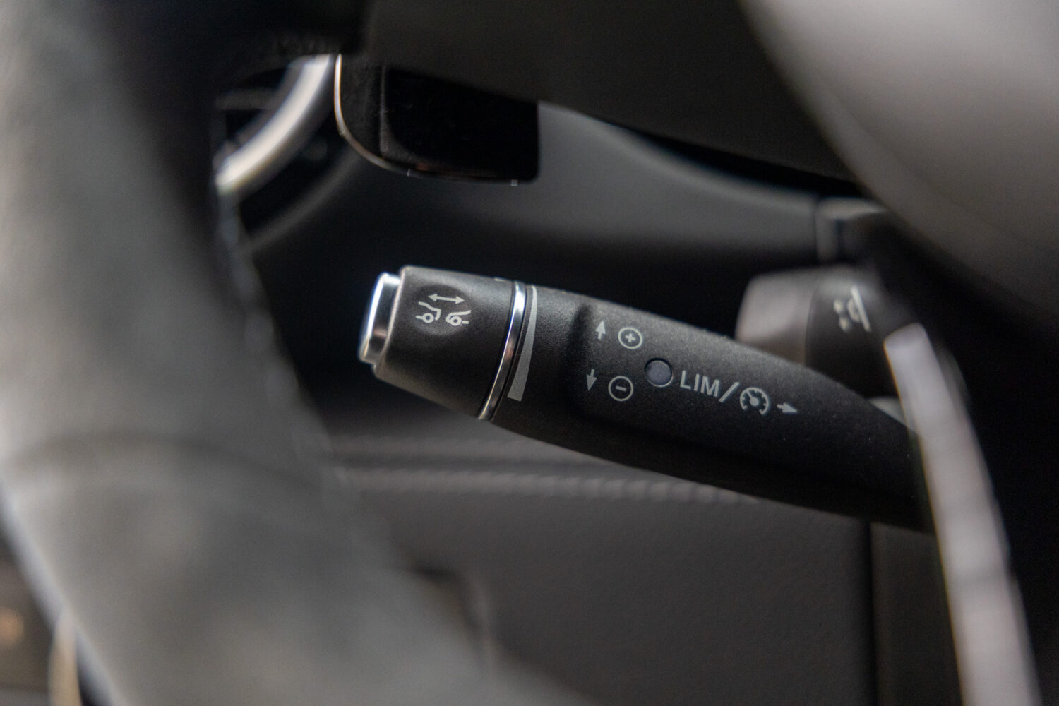 メルセデスAMG GT R