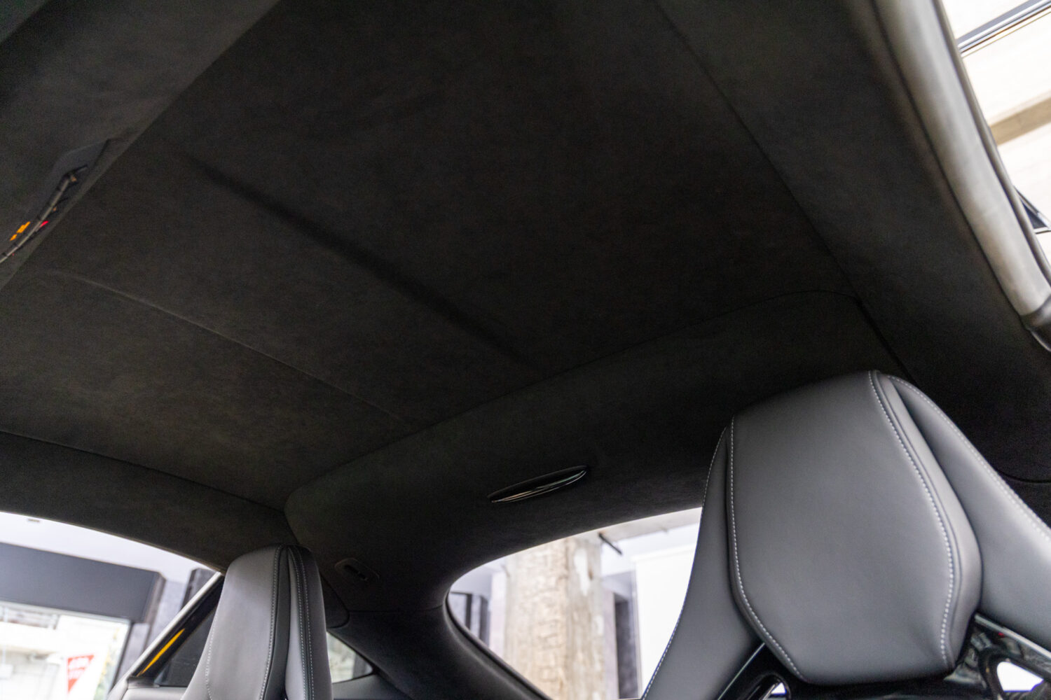 メルセデスAMG GT R