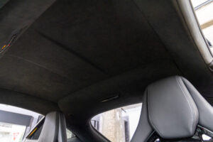 メルセデスAMG GT R