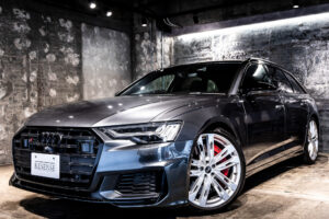 S6アバント 4WD