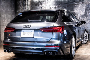S6アバント 4WD