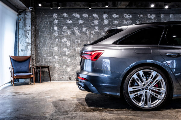 S6アバント 4WD