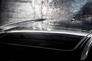 ベンテイガ ハイブリッド アズール