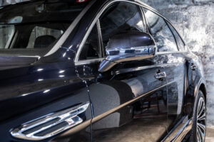 ベンテイガ ハイブリッド アズール