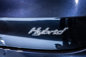 ベンテイガ ハイブリッド アズール