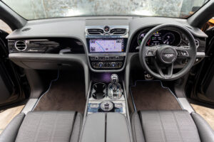 ベンテイガ ハイブリッド アズール