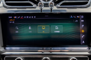 ベンテイガ ハイブリッド アズール