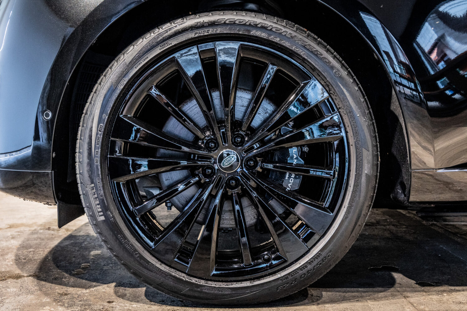 レンジローバー ファーストエディション 4.4L P530