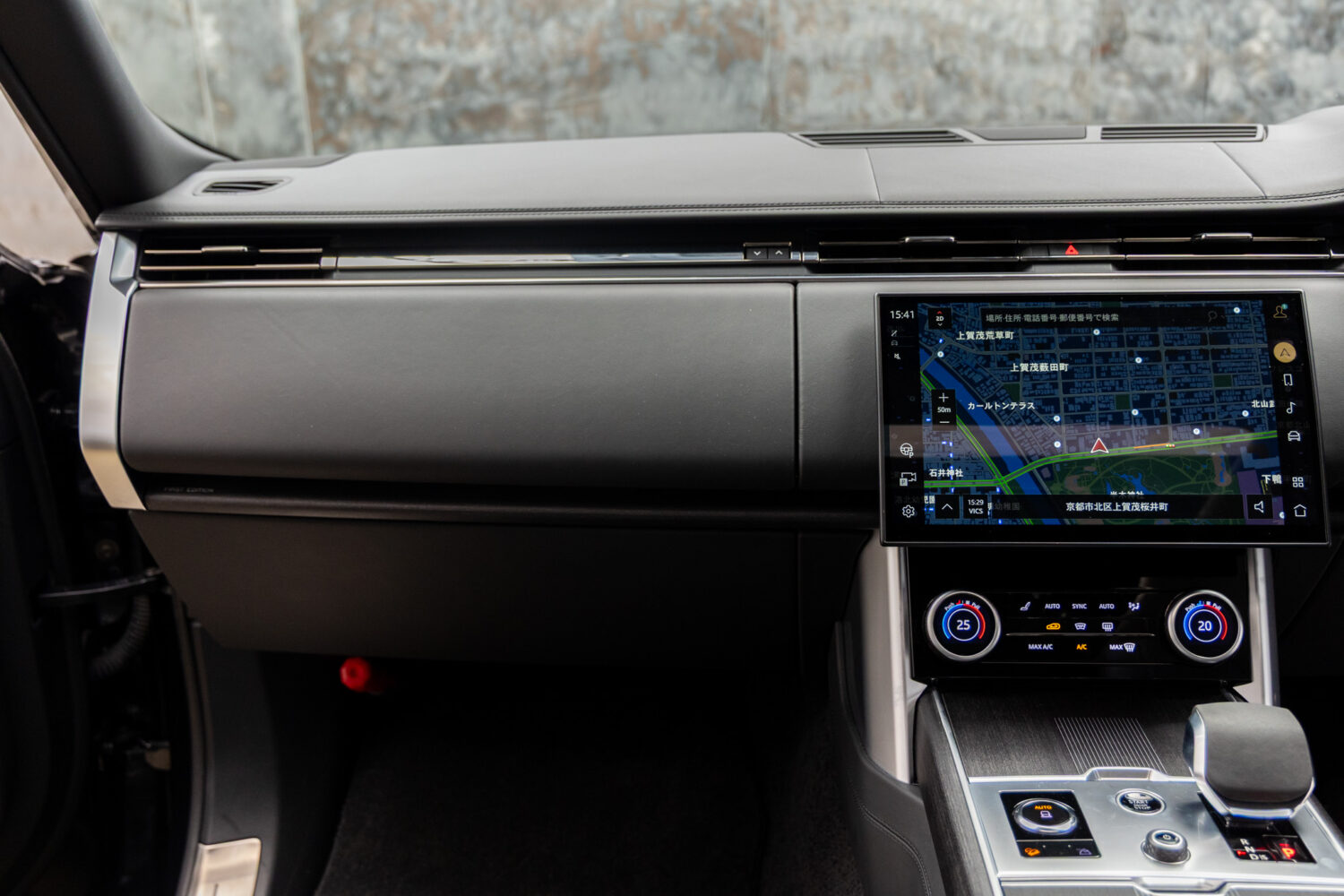 レンジローバー ファーストエディション 4.4L P530