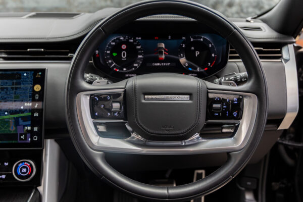 レンジローバー ファーストエディション 4.4L P530