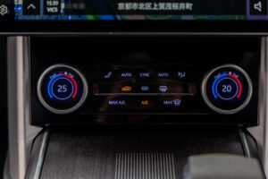 レンジローバー ファーストエディション 4.4L P530