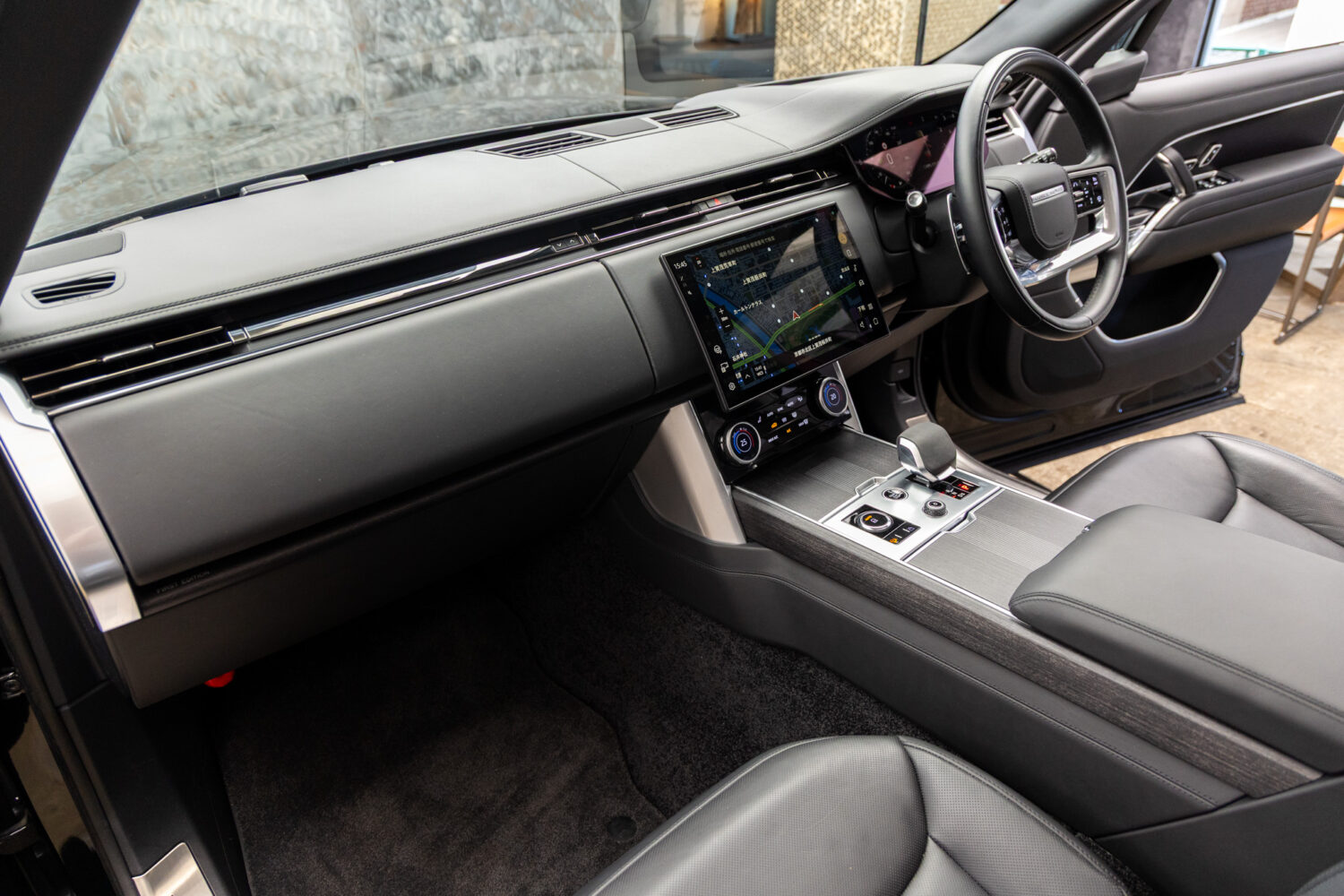 レンジローバー ファーストエディション 4.4L P530