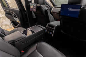 レンジローバー ファーストエディション 4.4L P530