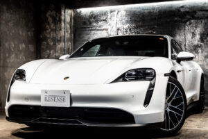 タイカン パフォーマンスバッテリープラス 4+1シート