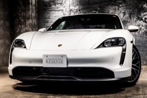 タイカン パフォーマンスバッテリープラス 4+1シート