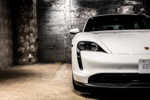 タイカン パフォーマンスバッテリープラス 4+1シート