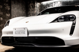 タイカン パフォーマンスバッテリープラス 4+1シート