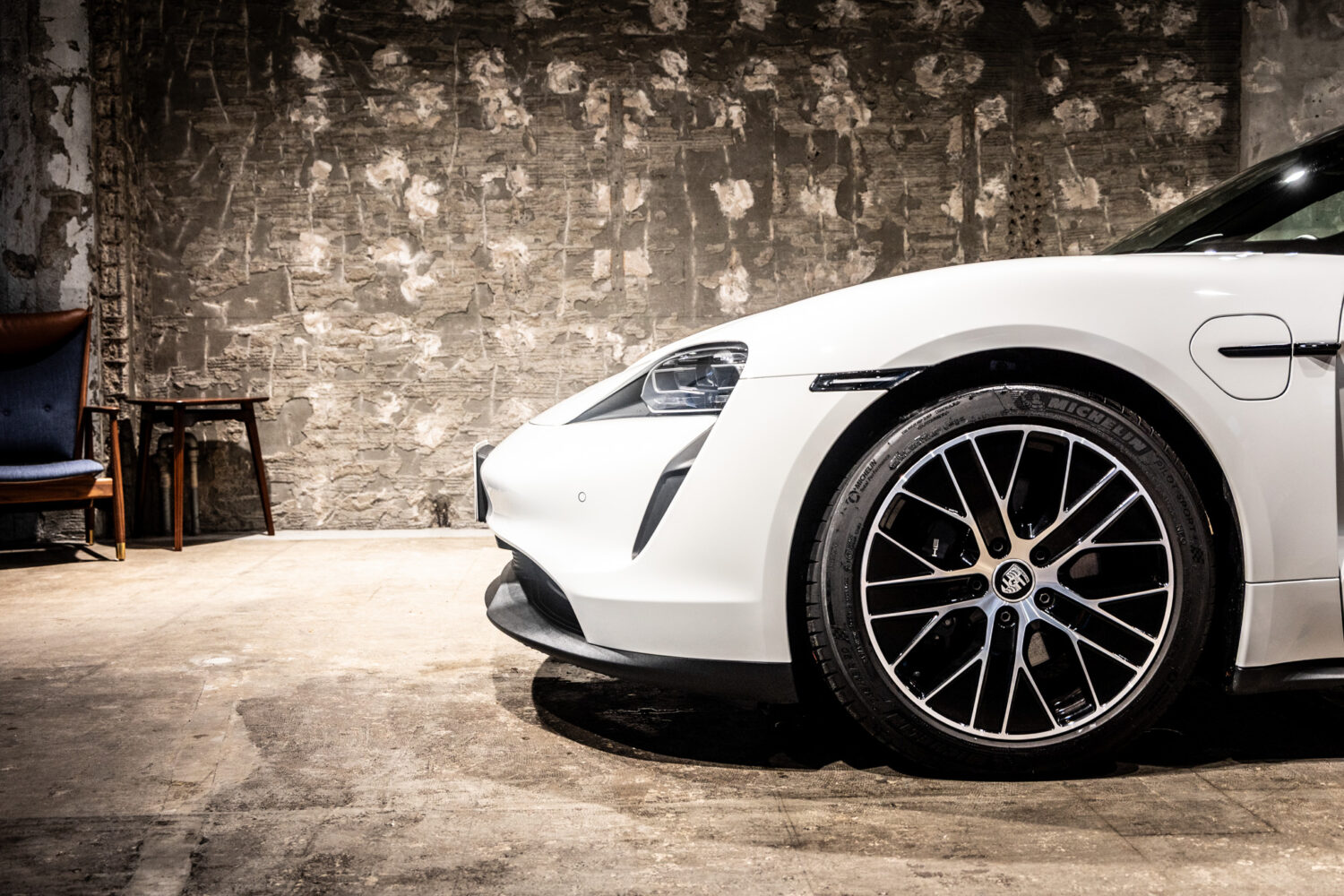 タイカン パフォーマンスバッテリープラス 4+1シート