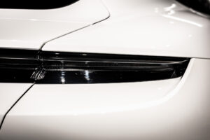 タイカン パフォーマンスバッテリープラス 4+1シート