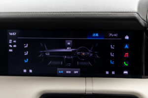 タイカン パフォーマンスバッテリープラス 4+1シート