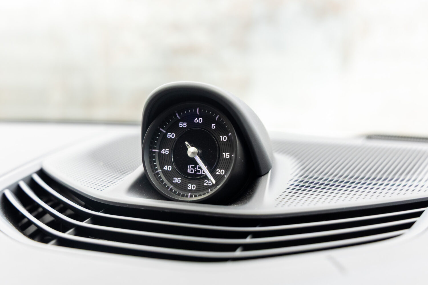 タイカン パフォーマンスバッテリープラス 4+1シート