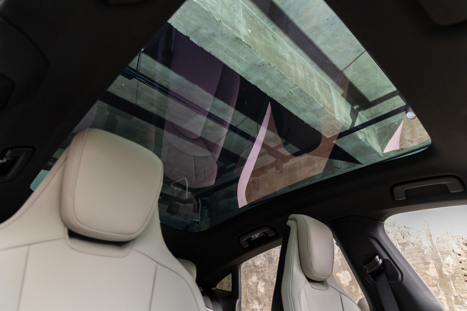 タイカン パフォーマンスバッテリープラス 4+1シート