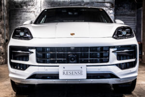 カイエンクーペ E-Hybrid Tip-S リアコンフォートベンチシート 4WD