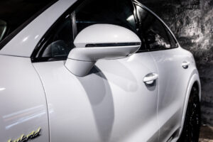 カイエンクーペ E-Hybrid Tip-S リアコンフォートベンチシート 4WD