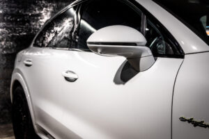 カイエンクーペ E-Hybrid Tip-S リアコンフォートベンチシート 4WD