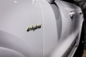 カイエンクーペ E-Hybrid Tip-S リアコンフォートベンチシート 4WD