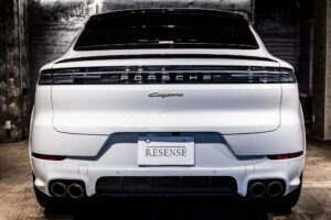 カイエンクーペ E-Hybrid Tip-S リアコンフォートベンチシート 4WD