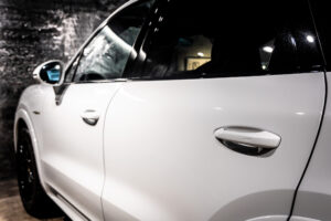 カイエンクーペ E-Hybrid Tip-S リアコンフォートベンチシート 4WD