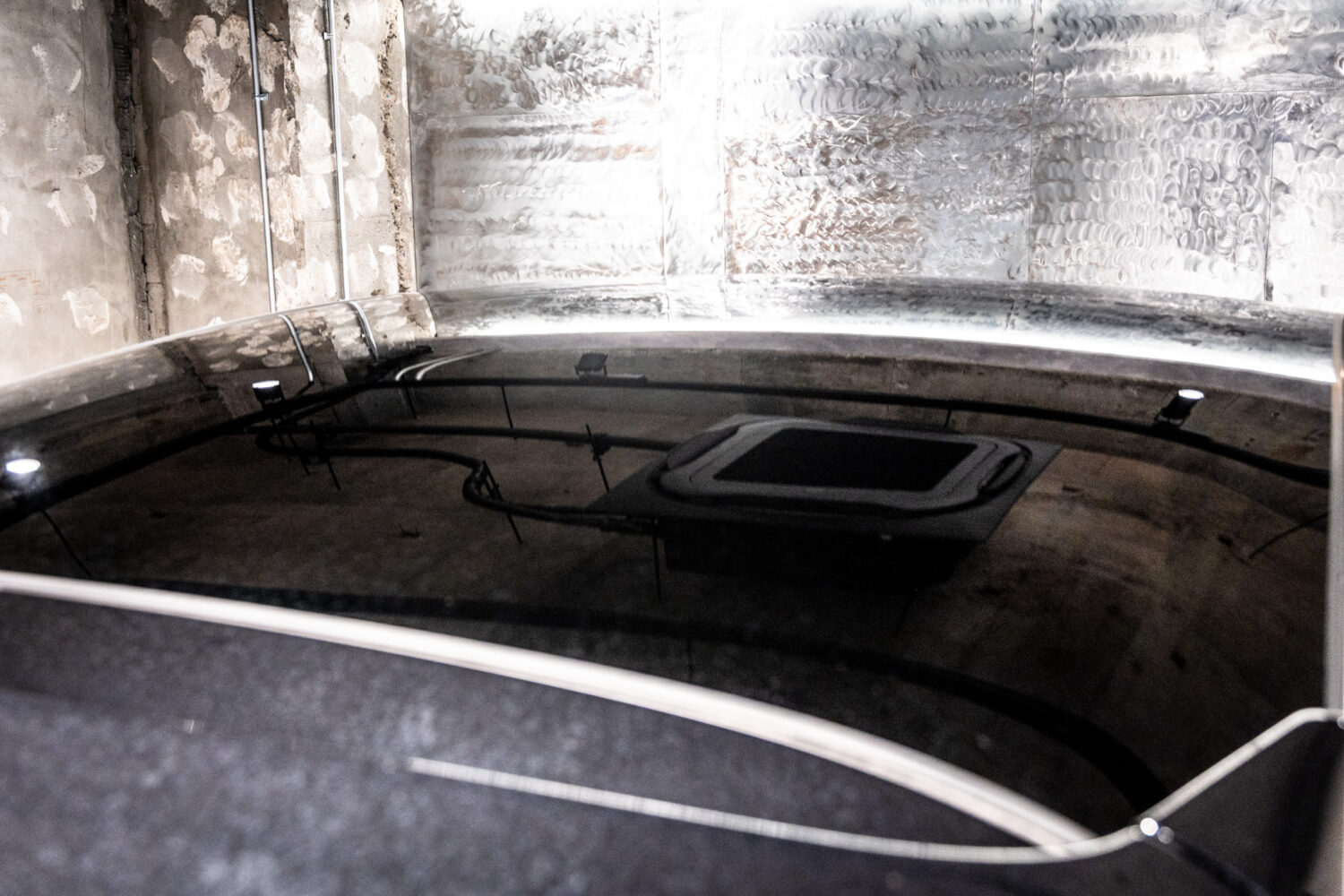 カイエンクーペ E-Hybrid Tip-S リアコンフォートベンチシート 4WD