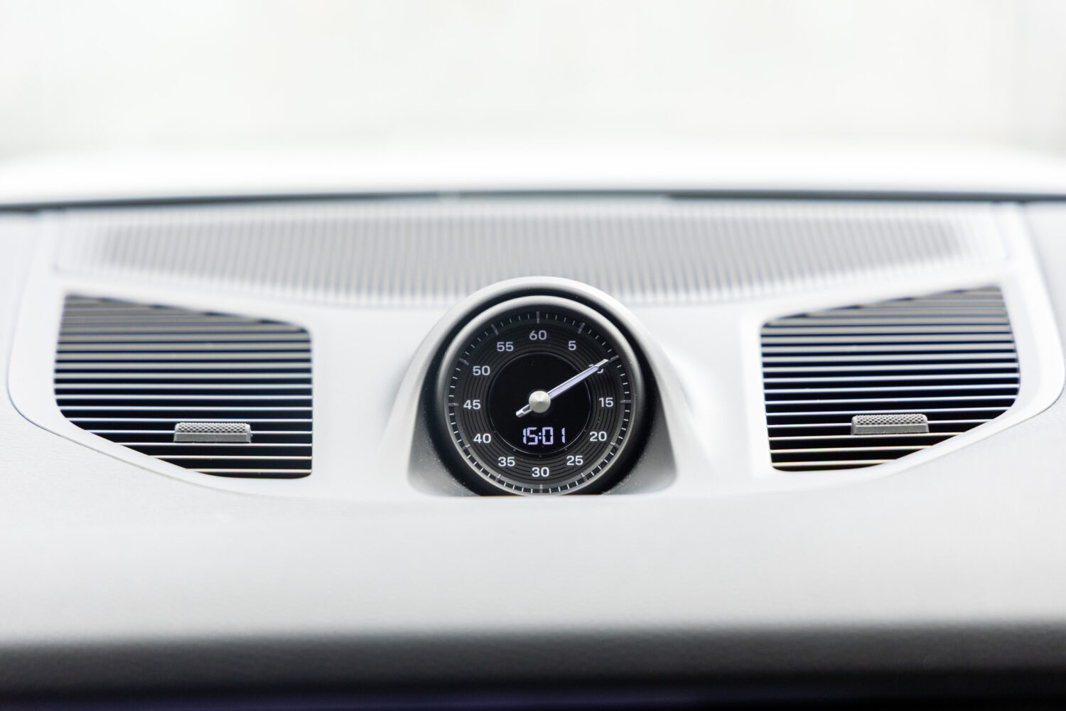 カイエンクーペ E-Hybrid Tip-S リアコンフォートベンチシート 4WD