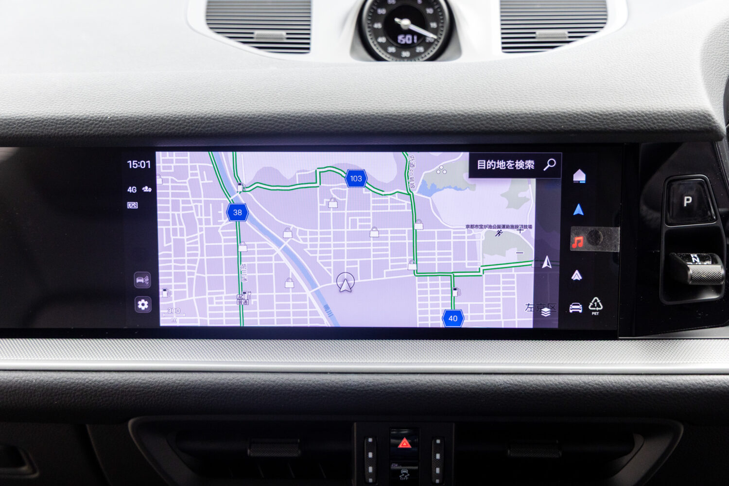 カイエンクーペ E-Hybrid Tip-S リアコンフォートベンチシート 4WD