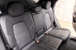 カイエンクーペ E-Hybrid Tip-S リアコンフォートベンチシート 4WD