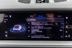 カイエンクーペ E-Hybrid Tip-S リアコンフォートベンチシート 4WD