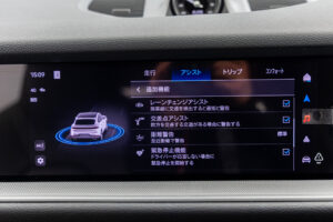 カイエンクーペ E-Hybrid Tip-S リアコンフォートベンチシート 4WD