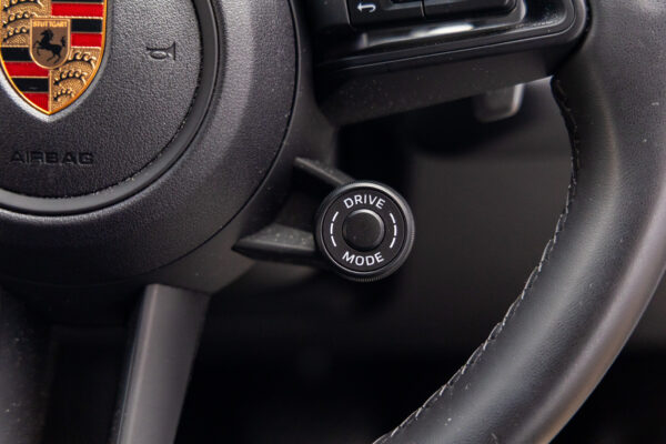カイエンクーペ E-Hybrid Tip-S リアコンフォートベンチシート 4WD