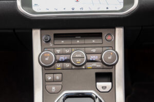 イヴォーグコンバーチブル HSEダイナミック 2.0L D180 ディーゼル 4WD