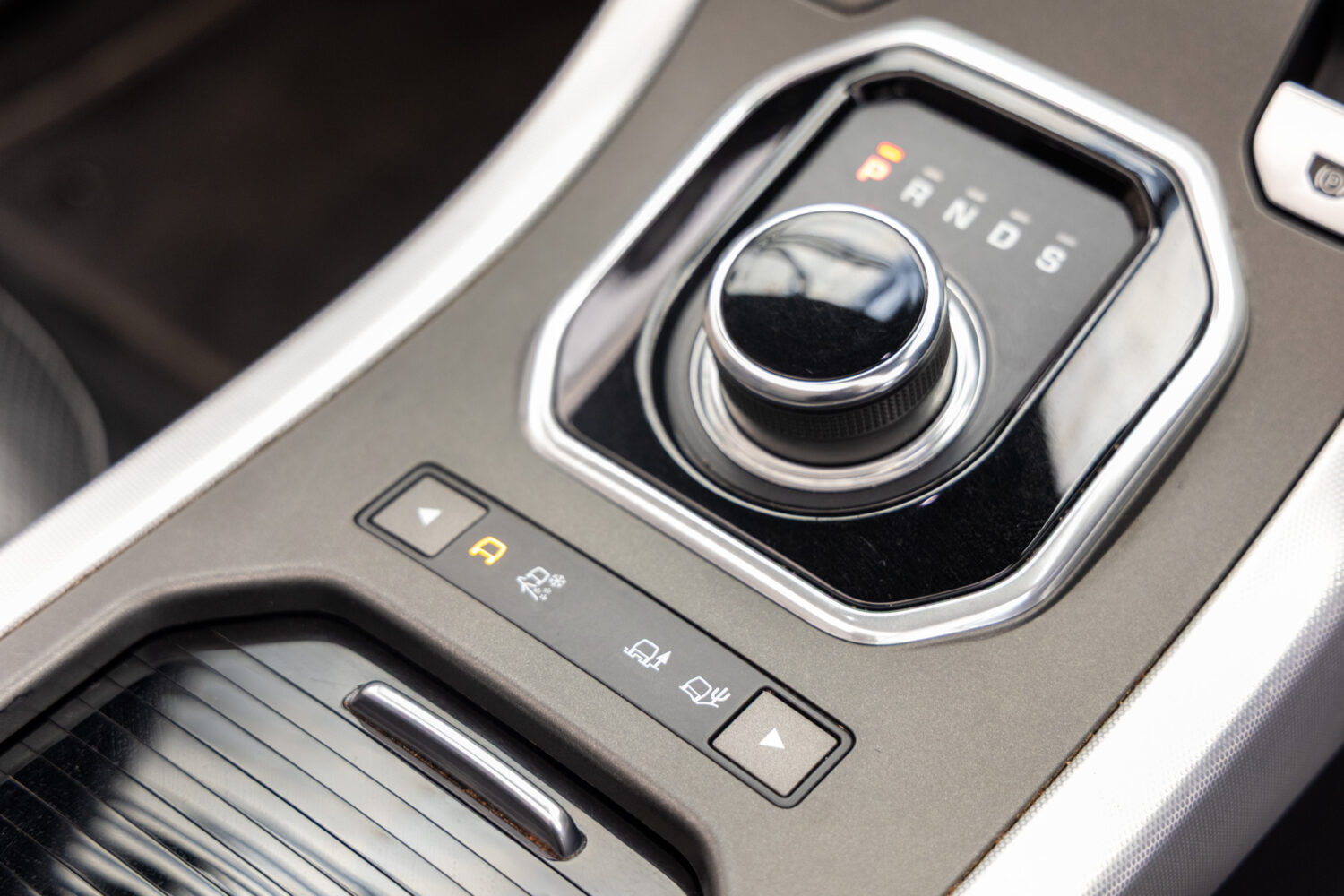 イヴォーグコンバーチブル HSEダイナミック 2.0L D180 ディーゼル 4WD